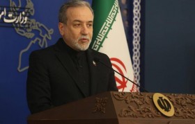 伊朗外长：收到美国总统特使“私信”，但不意味着谈判